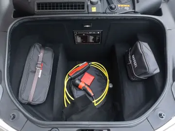 FERRARI 296 GTB   Atelier - Lift - Carbon