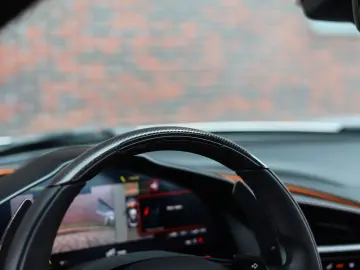 FERRARI 296 GTB   Atelier - Lift - Carbon