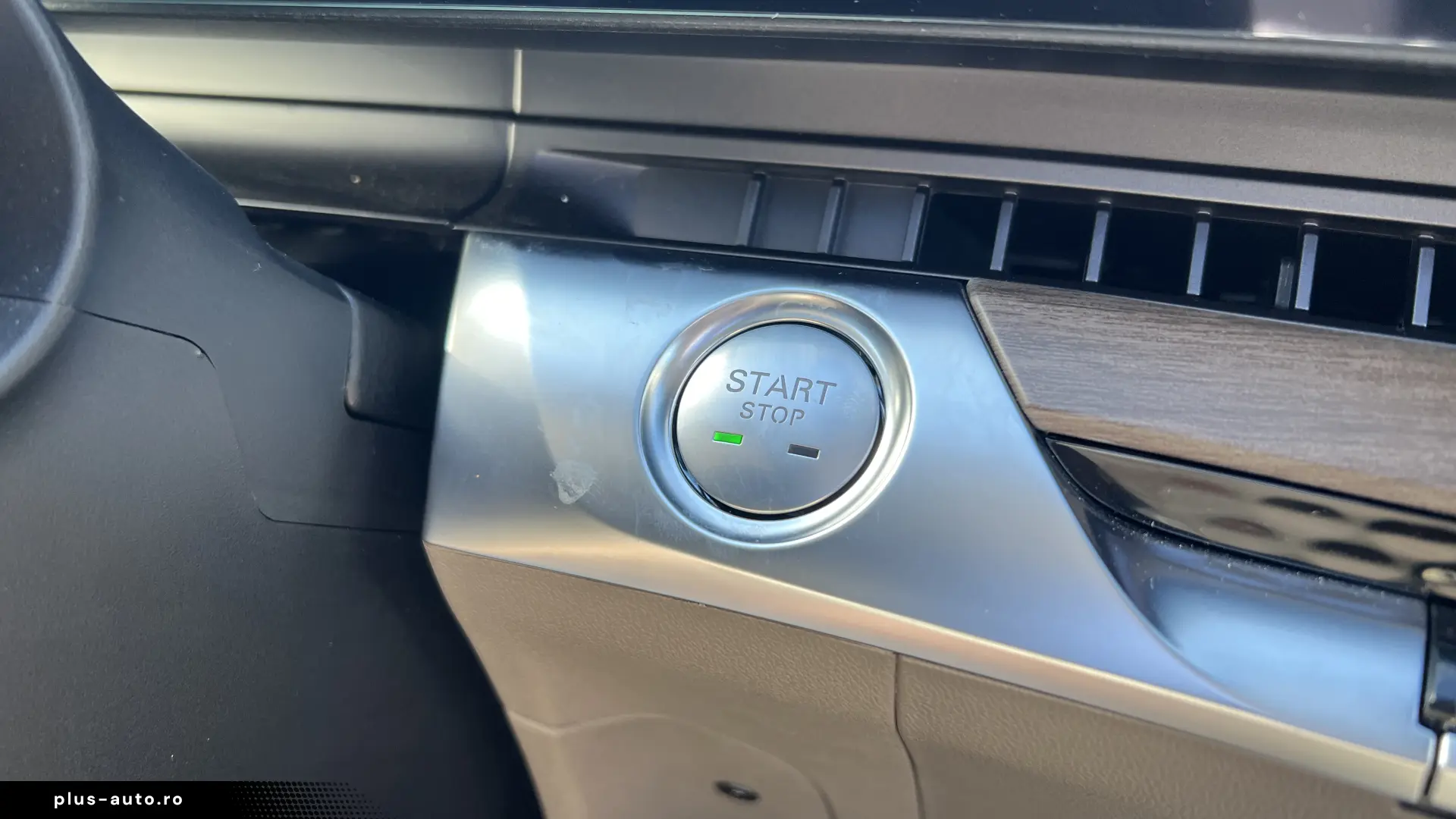 MG MGS9 PHEV Luxury MY2026 – 299 CP   Plug-in Hybrid