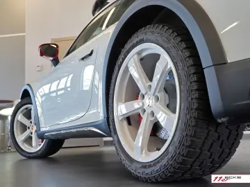 PORSCHE 992 Dakar BOSE CHRONO 360 Grad