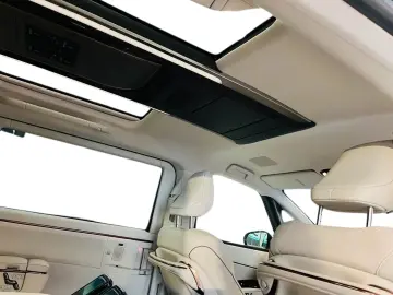 Lexus LM 350h Executive E-Four   360 PANO • MARK LEVINSON