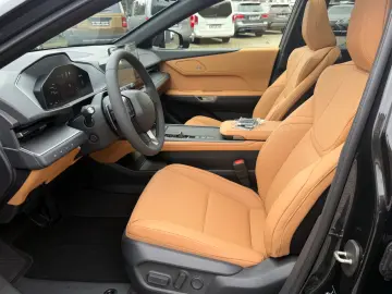 Lexus ES 300h e-FOUR Executive MY26  MARK LEVINSON