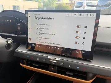 Lexus ES 300h e-FOUR Executive MY26  MARK LEVINSON
