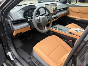 Lexus ES 300h e-FOUR Executive MY26  MARK LEVINSON