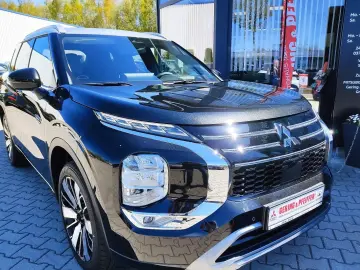 Mitsubishi Outlander PHEV TOP   306 CP PANO • 360  • HUD