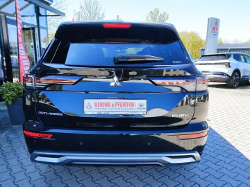 Mitsubishi Outlander PHEV TOP   306 CP PANO • 360  • HUD