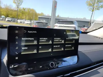 Mitsubishi Outlander PHEV TOP   306 CP PANO • 360  • HUD