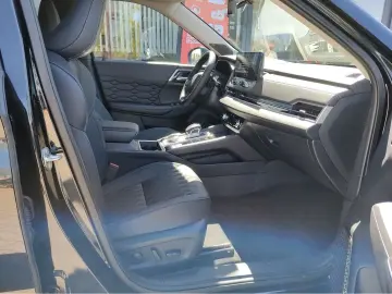 Mitsubishi Outlander PHEV TOP   306 CP PANO • 360  • HUD