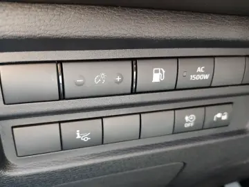 Mitsubishi Outlander PHEV TOP   306 CP PANO • 360  • HUD