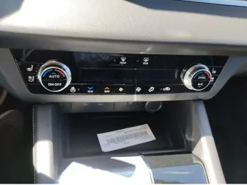 Mitsubishi Outlander PHEV TOP   306 CP PANO • 360  • HUD