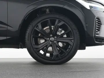 VOLVO XC60 T8 AWD Ultra Black Edition AHK FOUR-C 360
