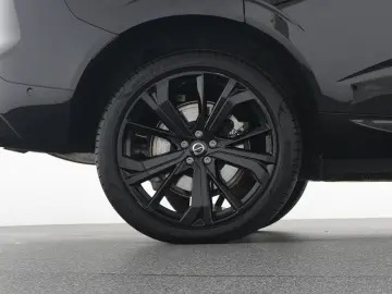 VOLVO XC60 T8 AWD Ultra Black Edition AHK FOUR-C 360