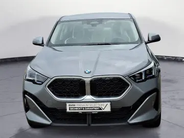 BMW X2 sDrive20i Steptronic Alarmanlage Adaptiv LED