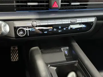 Hyundai Ioniq 6 Uniq Leder HUD Memory 360Cam BOSE 4WD