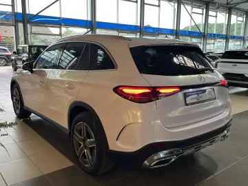 Mercedes-Benz GLC 220 AMG Line ACC MBUX LED Leder Ambient