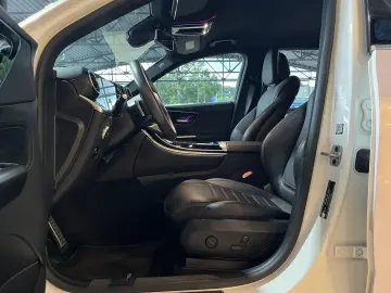 Mercedes-Benz GLC 220 AMG Line ACC MBUX LED Leder Ambient