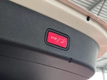 Mercedes-Benz GLC 220 AMG Line ACC MBUX LED Leder Ambient