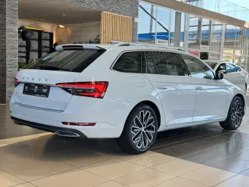 Skoda Superb L&K Leder Memory R.Cam Navi AHK ACC LED