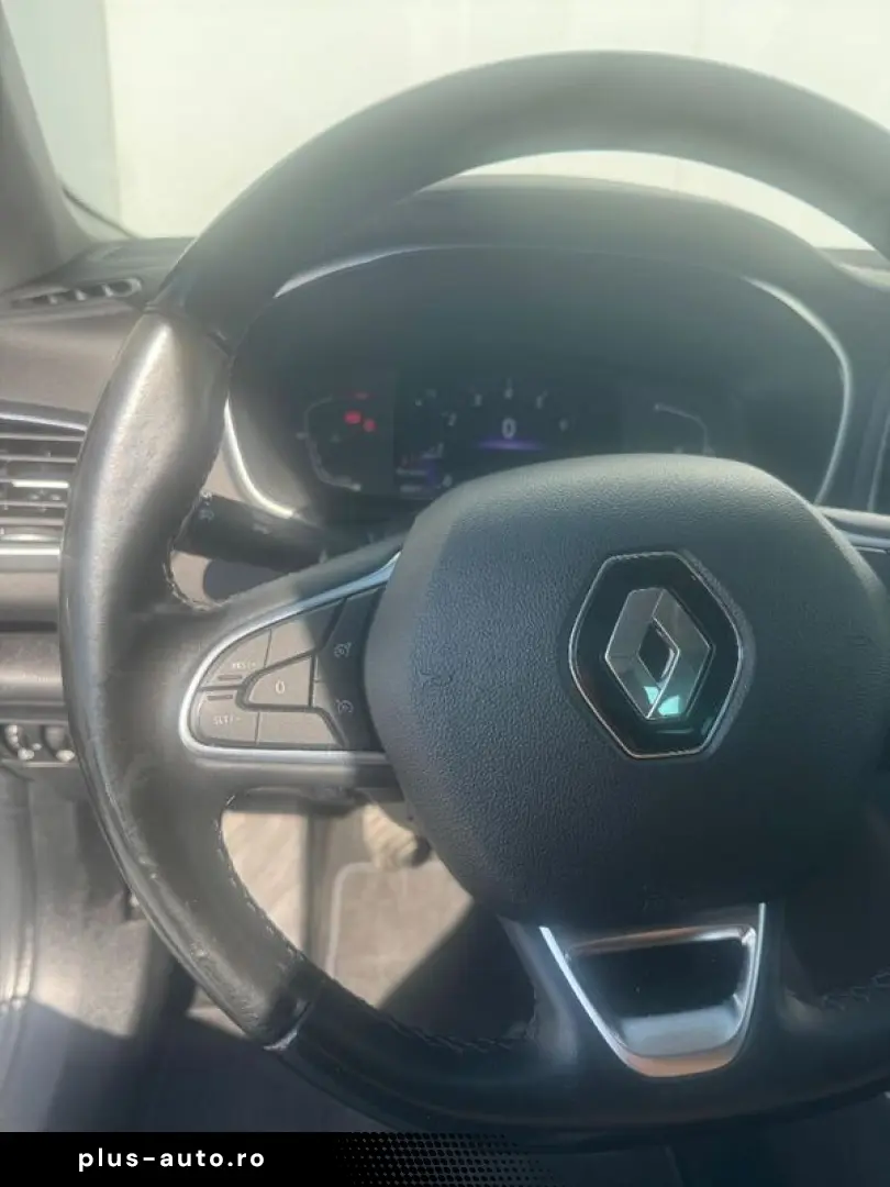 renault  megane  sedan  1.3 TCe 140CP Intens