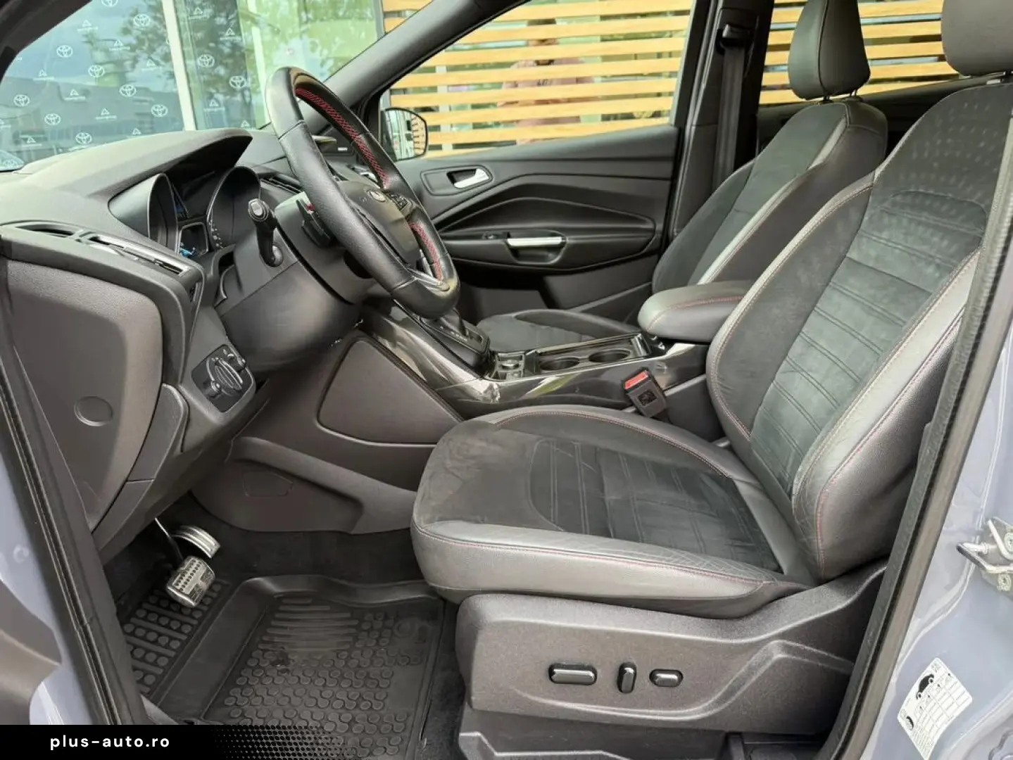 Ford Kuga 2.0 Tdci ST-Line X At 4WD
