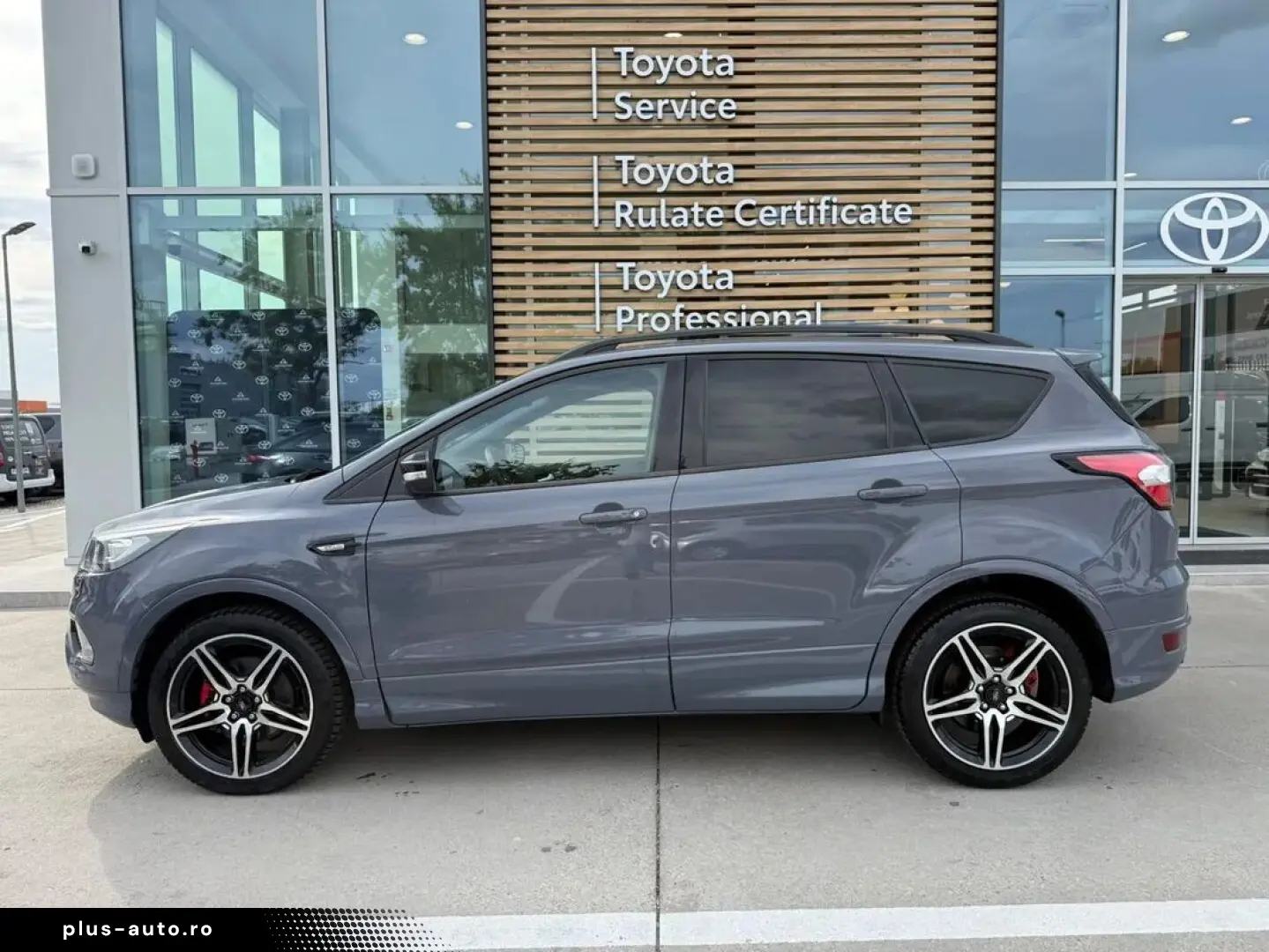 Ford Kuga 2.0 Tdci ST-Line X At 4WD