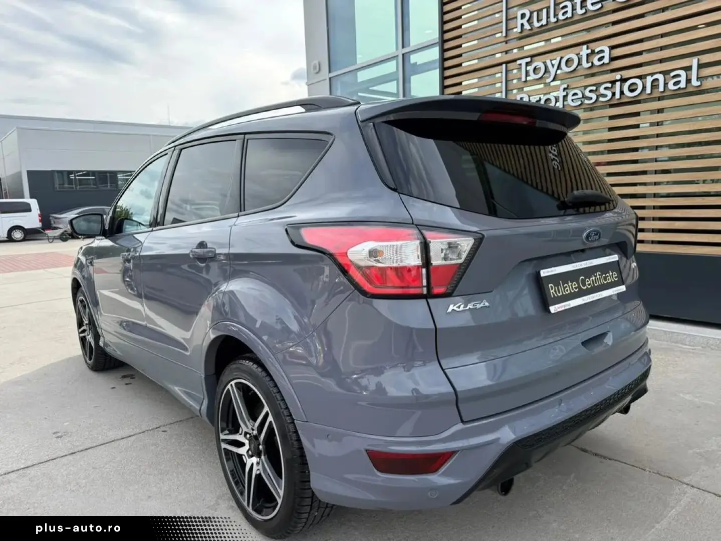 Ford Kuga 2.0 Tdci ST-Line X At 4WD