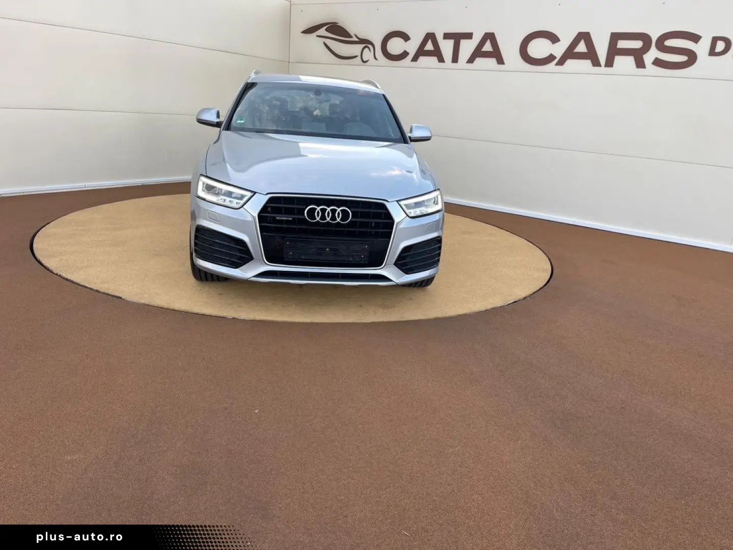 Audi Q3 2.0TDI  184CP  SLINE  Quattro  LED  Camera  Piele  K