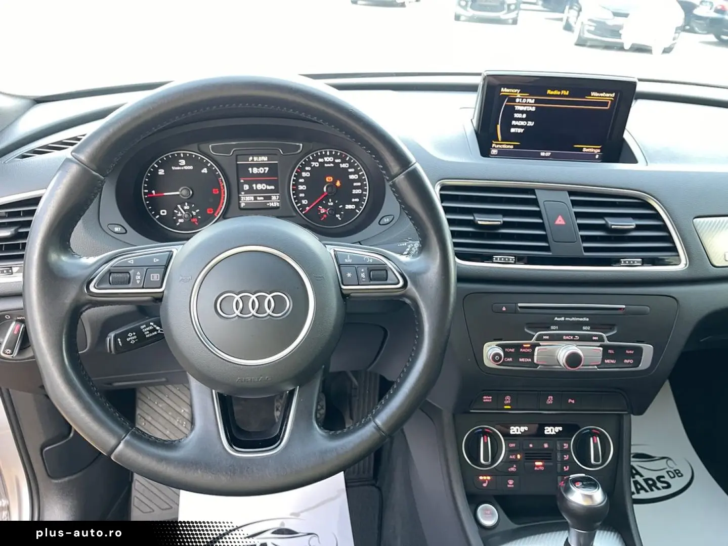 Audi Q3 2.0TDI  184CP  SLINE  Quattro  LED  Camera  Piele  K