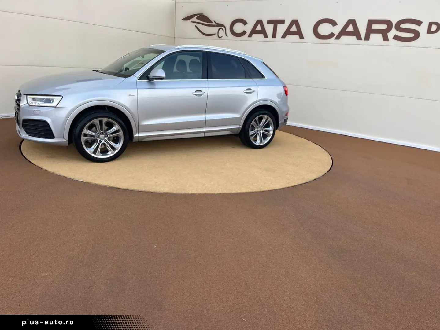 Audi Q3 2.0TDI  184CP  SLINE  Quattro  LED  Camera  Piele  K
