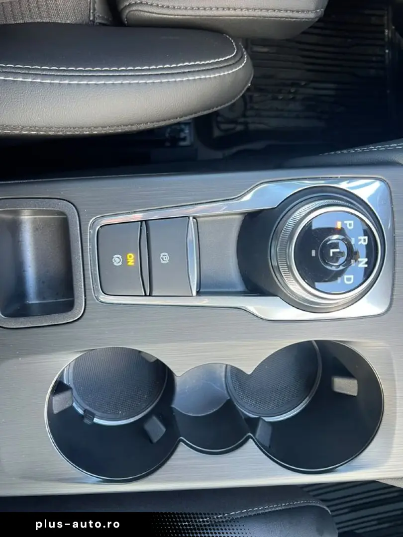 Ford Kuga MCA 5 usi Sound Edition 1.5l Dragon 186 CP A8