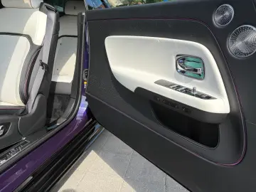Rolls-Royce Black Bagde Spectre - ELECTRIC - LIVRARE RAPIDA!