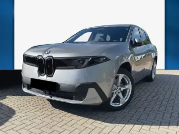 BMW iX3 40_HK_Park_Assist