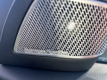 BMW iX3 40_HK_Park_Assist