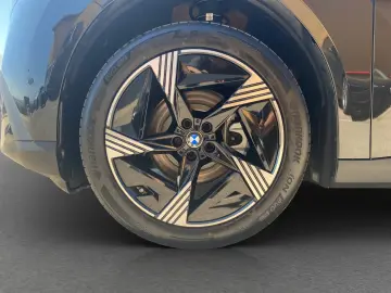 BMW iX3 40_Drive_Assist_Plus_ACC_360_HK