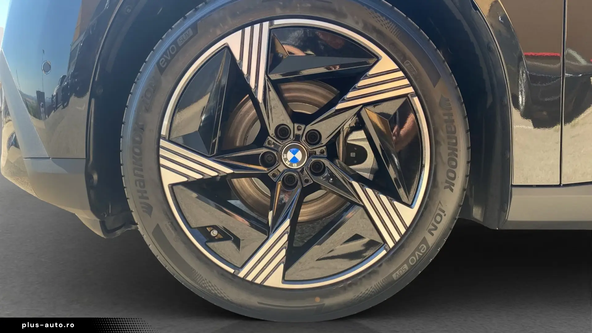 BMW iX3 40_Drive_Assist_Plus_ACC_360_HK