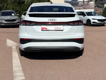 AUDI Q4 Sportback 40 S line Temp Matrix StandHZG El.