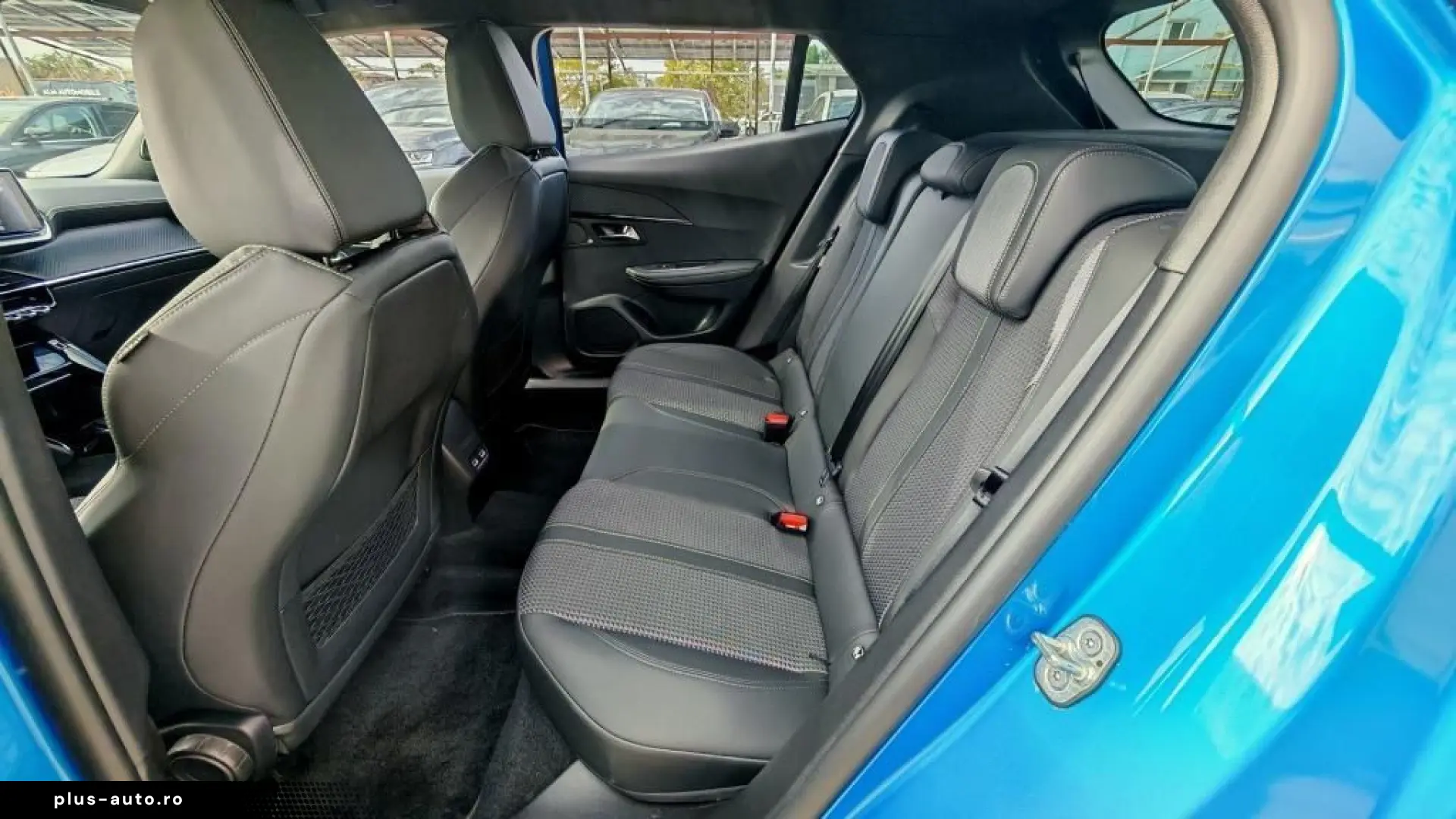 Peugeot 2008 Automat Diesel GT-Line 2023 - Credit   Leasing