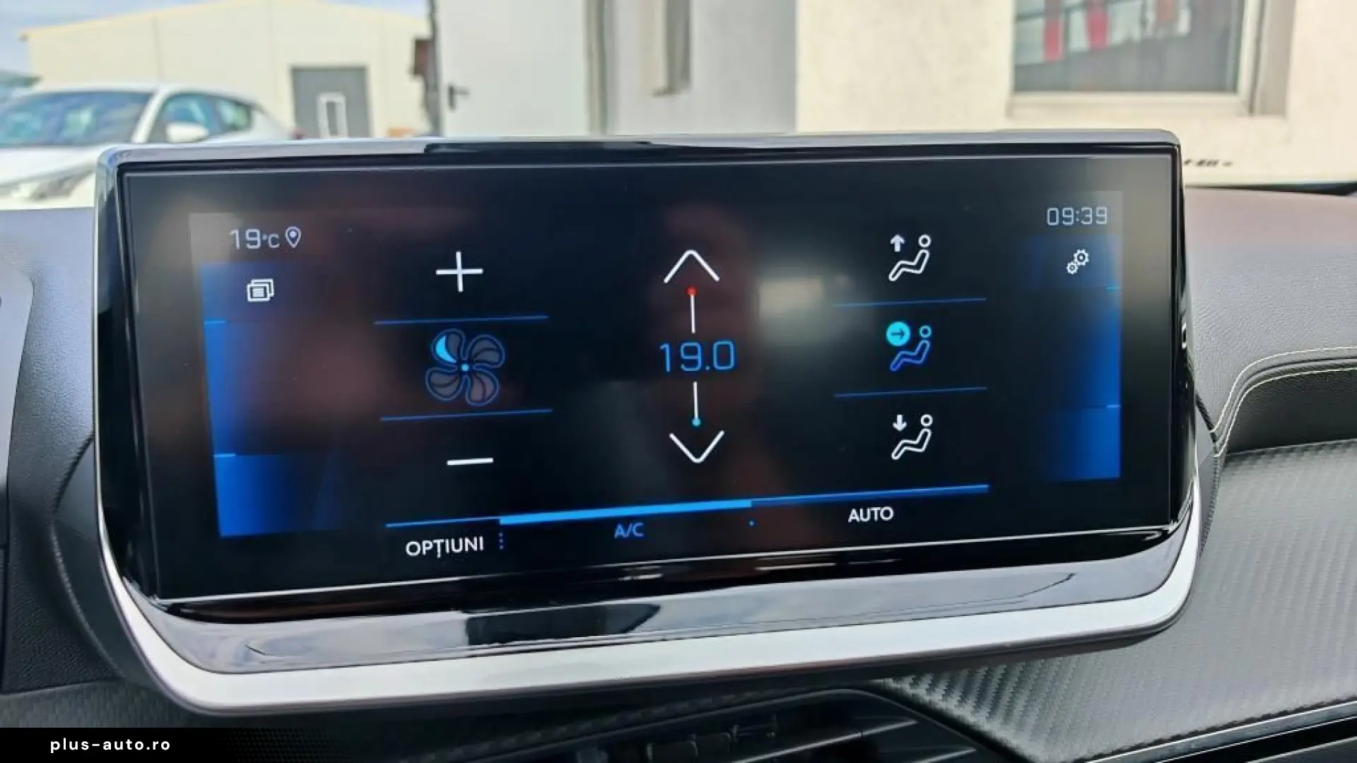 Peugeot 2008 Automat Diesel GT-Line 2023 - Credit   Leasing