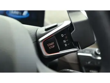 BMW i3 Basis UNIQUE-FOREVER  LEDER NAVI ACC SHZ PDC