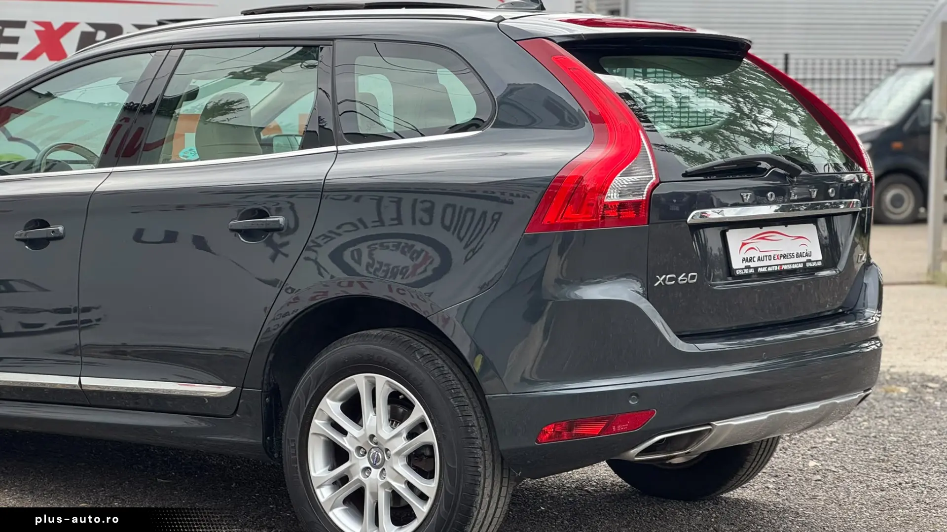 Volvo XC60 2.0 D4 Summum 2WD