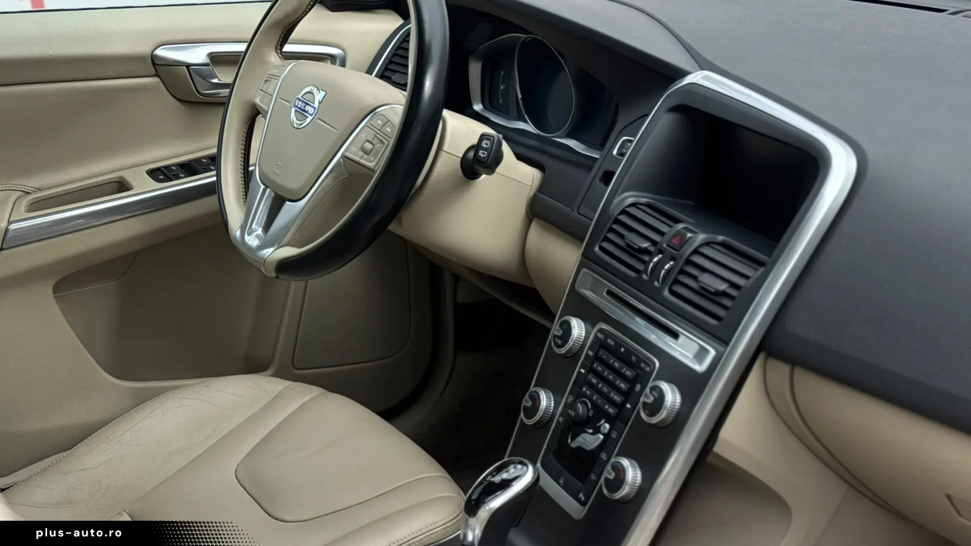 Volvo XC60 2.0 D4 Summum 2WD