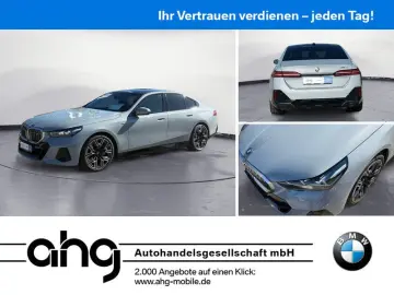BMW i5 eDrive40 Navi Tempom.aktiv Panoramadach Komfo