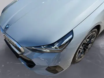 BMW i5 eDrive40 Navi Tempom.aktiv Panoramadach Komfo