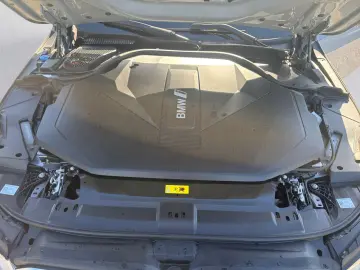 BMW i5 eDrive40 Navi Tempom.aktiv Panoramadach Komfo