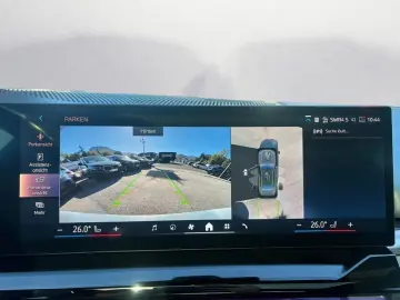 BMW i5 eDrive40 Navi Tempom.aktiv Panoramadach Komfo