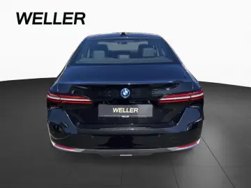 BMW i5 eDrive40 Lim AdLED Pano Kamera H K St Go 19