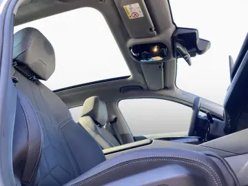 BMW i5 eDrive40 Lim AdLED Pano Kamera H K St Go 19