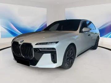 BMW 740d xDrive M Sport_TV_360_HUD_Masaj_Încalzire_Aux