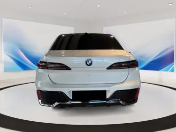 BMW 740d xDrive M Sport_TV_360_HUD_Masaj_Încalzire_Aux