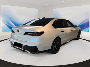BMW 740d xDrive M Sport_TV_360_HUD_Masaj_Încalzire_Aux